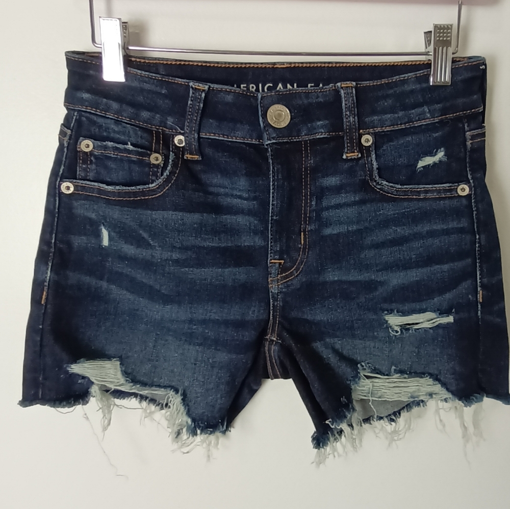 AEO Midi Shorts Distressed Size 2